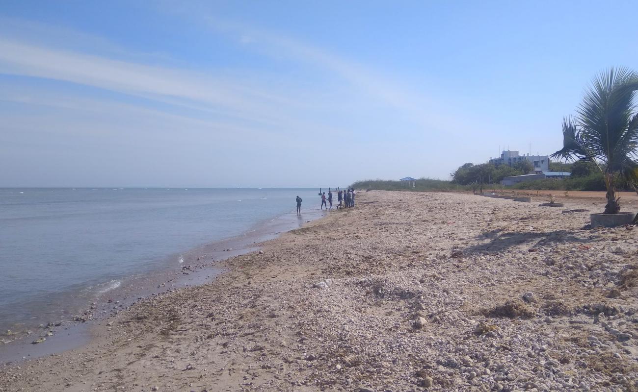 VOC Port Private Beach'in fotoğrafı çakıl ile kum yüzey ile