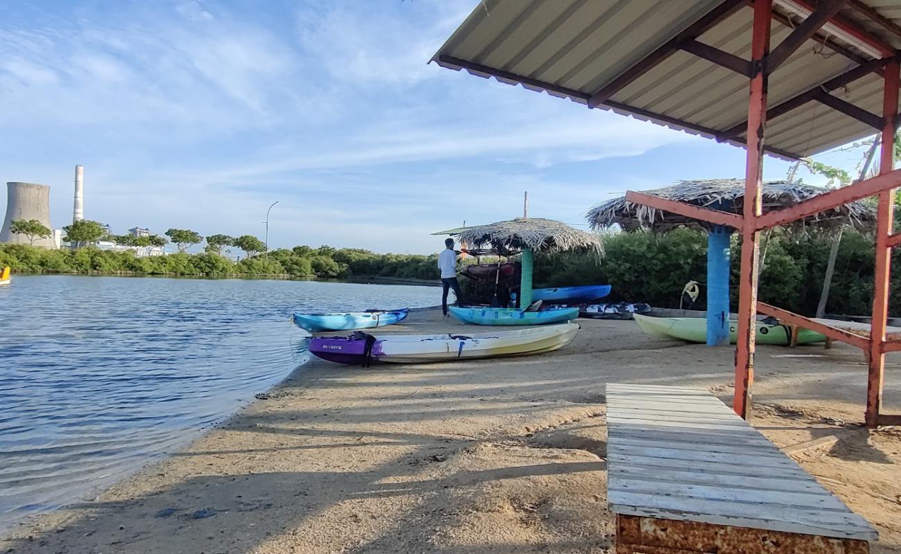 Eco park Beach'in fotoğrafı açık bej kum yüzey ile