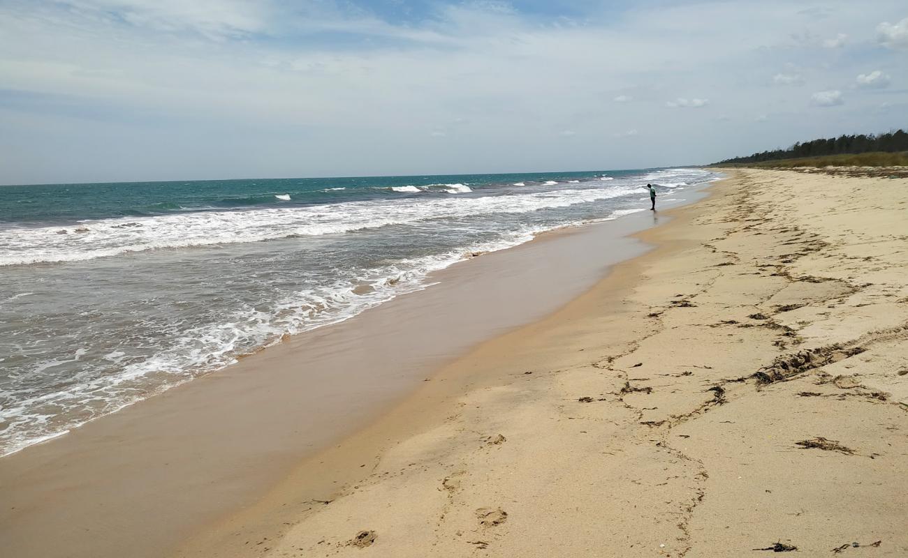 Mariyur Beach'in fotoğrafı parlak kum yüzey ile