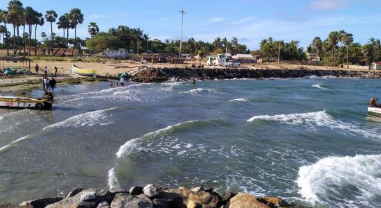 Seeni Appa Dargha Beach