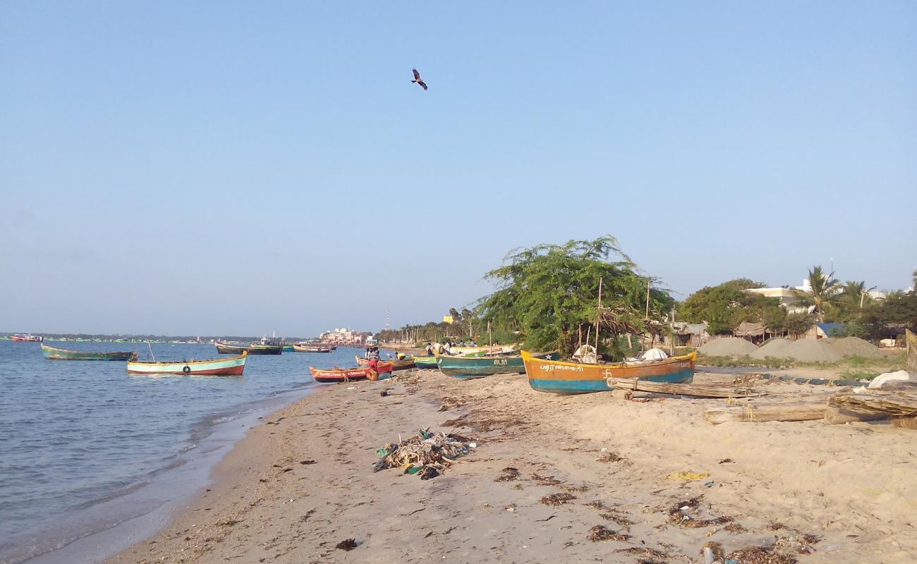 Sangumal Beach, Rameswaram'in fotoğrafı açık bej kum yüzey ile