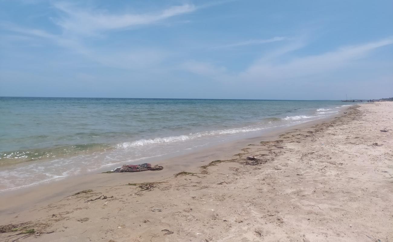Alagankulam Beach'in fotoğrafı açık bej kum yüzey ile