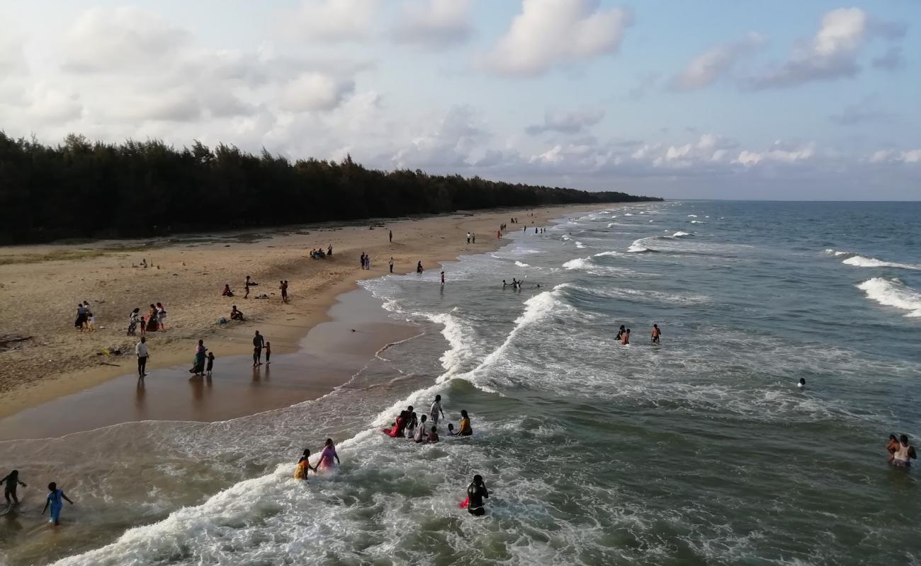 Tupilipalem Beach Bridge'in fotoğrafı açık bej kum yüzey ile
