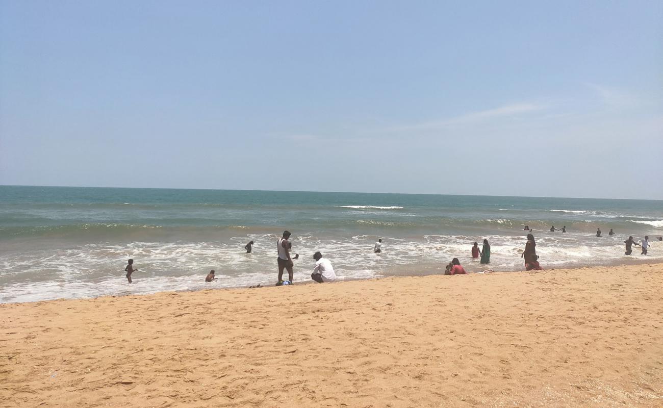 Koduru Beach'in fotoğrafı açık bej kum yüzey ile