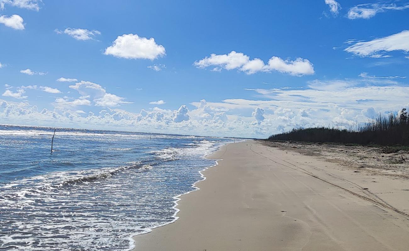 Gollapalem Beach'in fotoğrafı parlak kum yüzey ile