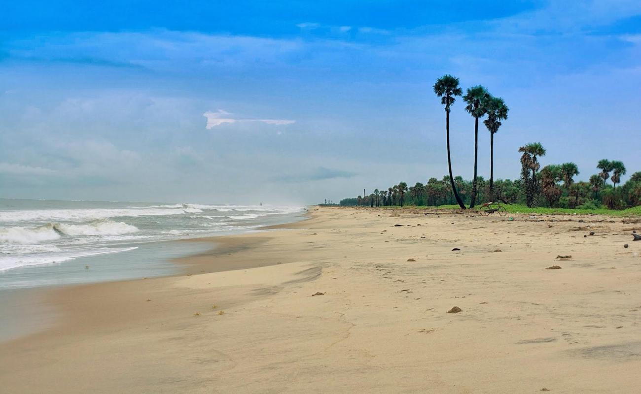 Odalarevu Beach'in fotoğrafı i̇nce bej kum yüzey ile