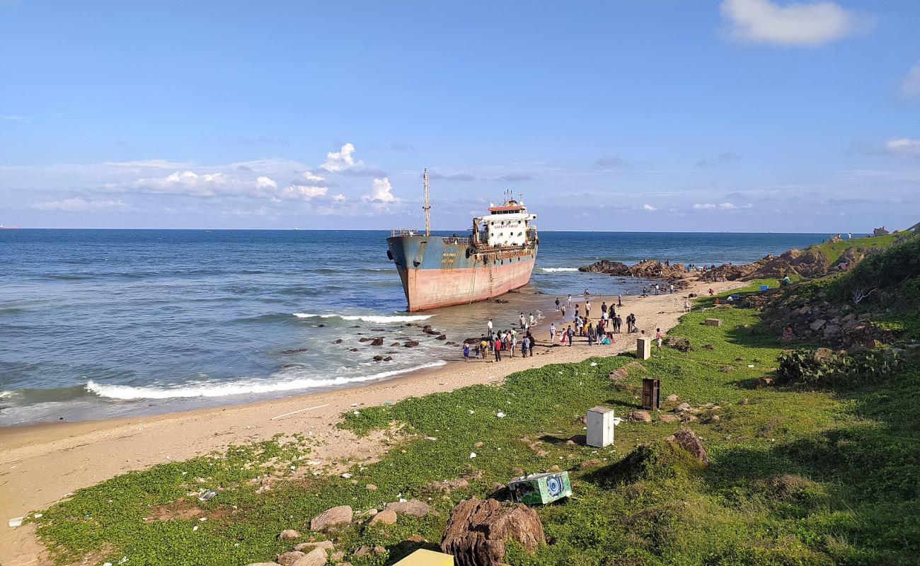Tenneti Park Beach'in fotoğrafı açık bej kum yüzey ile