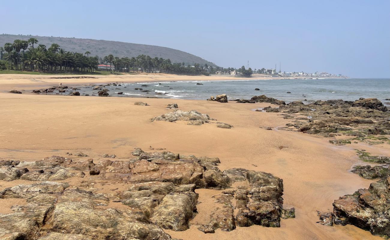 Junction Beach'in fotoğrafı açık bej kum yüzey ile