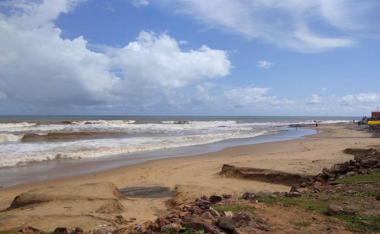 Bheemili Beach'in fotoğrafı açık bej kum yüzey ile