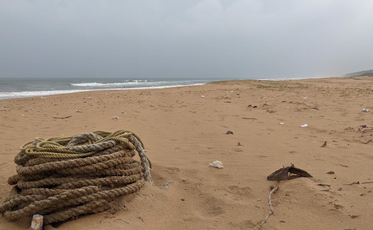 Kothamukkam Beach'in fotoğrafı açık bej kum yüzey ile