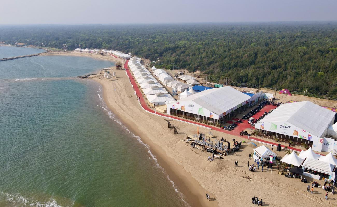 Eco retreat'in fotoğrafı i̇nce bej kum yüzey ile