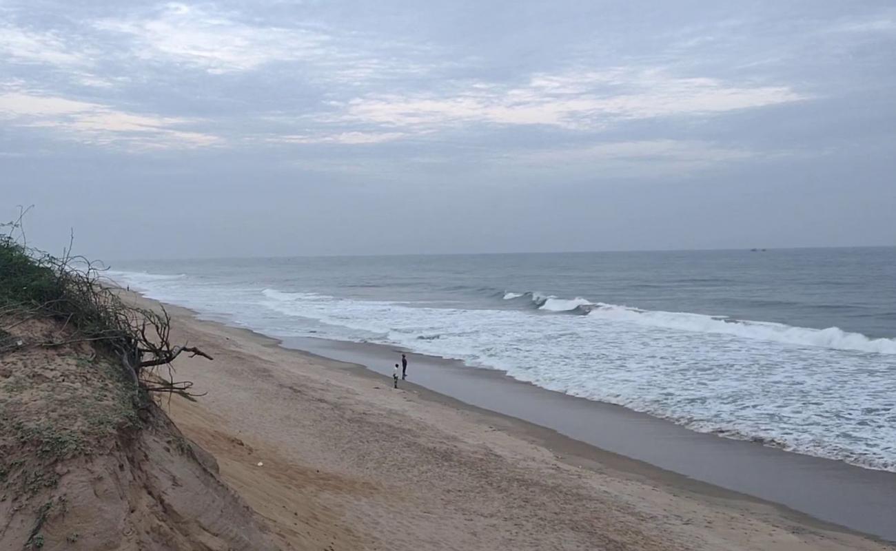 Badakhanja Beach'in fotoğrafı parlak kum yüzey ile