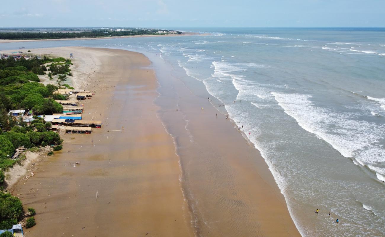 Tajpur Sea Beach'in fotoğrafı açık bej kum yüzey ile