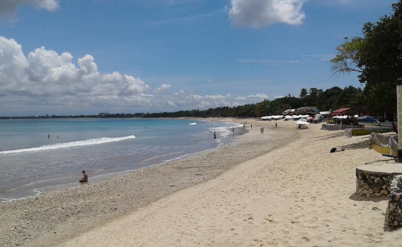 Muaya Beach'in fotoğrafı açık bej kum yüzey ile