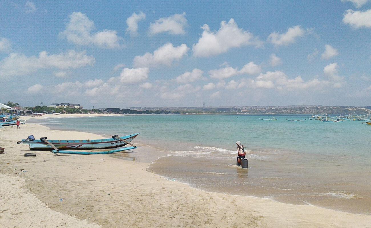 Kelan Beach'in fotoğrafı parlak kum yüzey ile