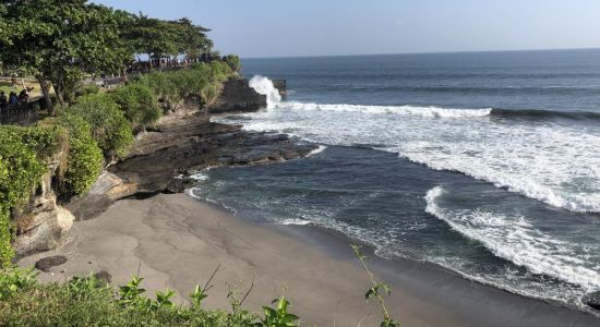 Batu Bolong Temple Beach