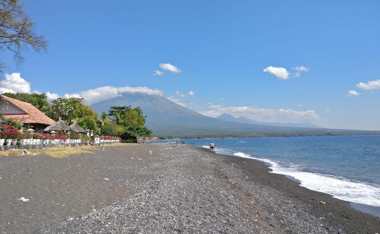 Amed Beach'in fotoğrafı gri kum ve çakıllar yüzey ile