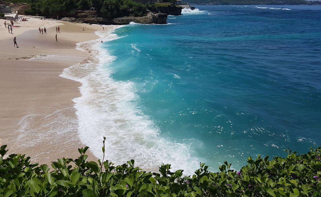 Dream Beach'in fotoğrafı beyaz kum yüzey ile