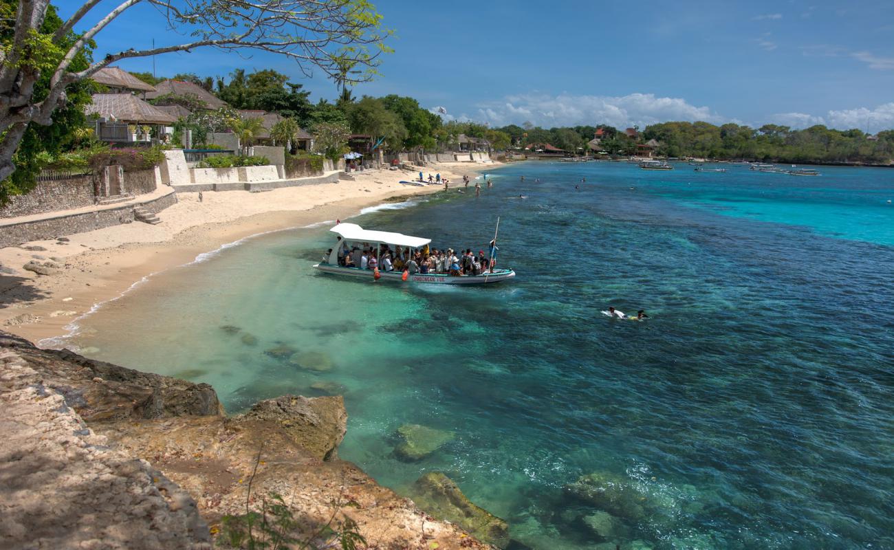 Tamarind Beach'in fotoğrafı parlak kum yüzey ile