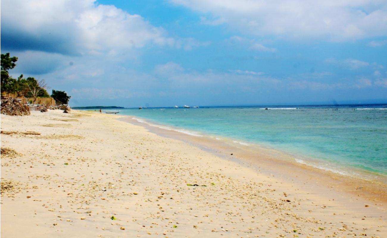 Praparat beach'in fotoğrafı bej kum ve çakıl yüzey ile