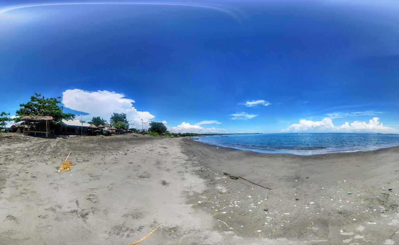 Muara Lungkak Beach'in fotoğrafı kahverengi kum yüzey ile
