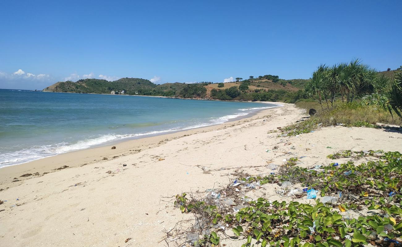 Sokat Beach'in fotoğrafı açık bej kum yüzey ile