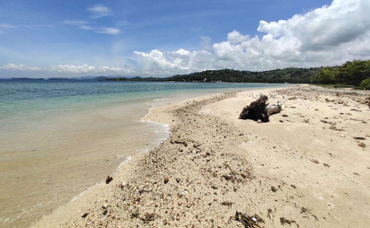 Sunset Bay Resort Beach'in fotoğrafı parlak kum yüzey ile