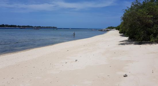 Gili Meno Avia Beach