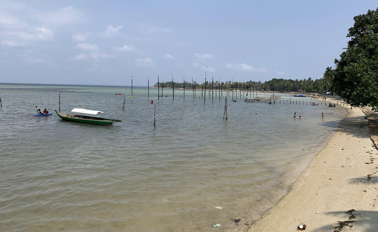Payung beach'in fotoğrafı açık bej kum yüzey ile