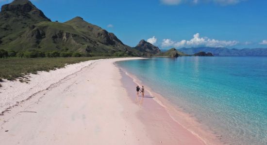 Pink Beach Padar