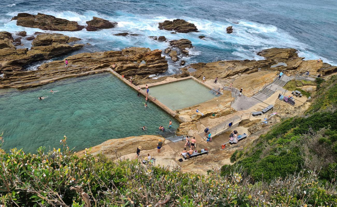 Bermagui Blue Pool'in fotoğrafı beton kapak yüzey ile