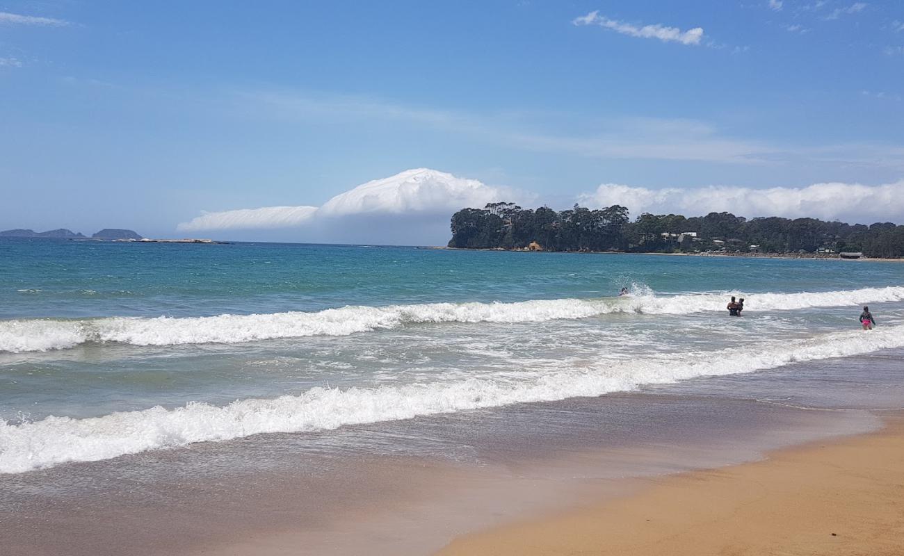 Caseys Beach'in fotoğrafı parlak kum yüzey ile