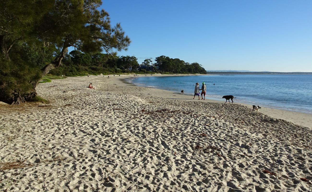 Huskisson Beach'in fotoğrafı parlak kum yüzey ile