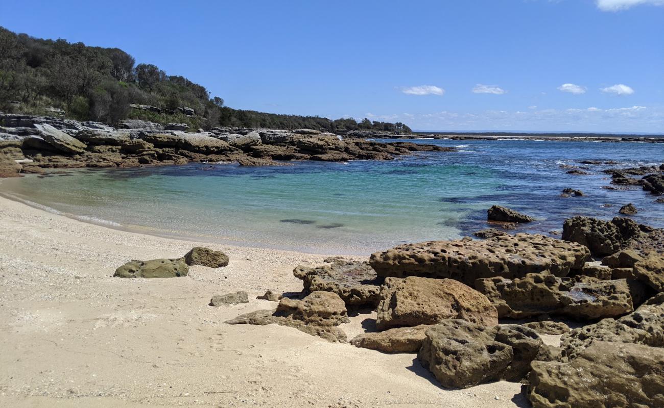 Wilsons Beach'in fotoğrafı parlak kum yüzey ile