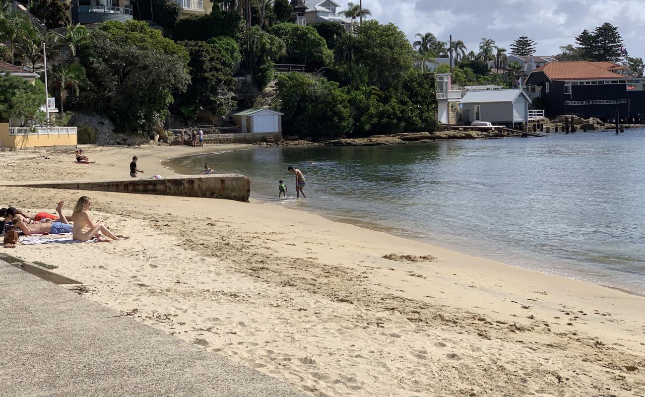 Gibsons Beach'in fotoğrafı parlak kum yüzey ile