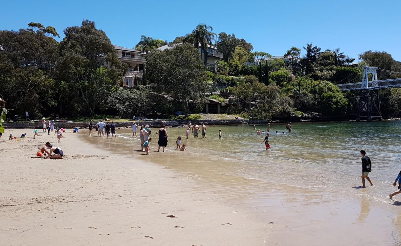 Parsley Bay Beach'in fotoğrafı parlak kum yüzey ile