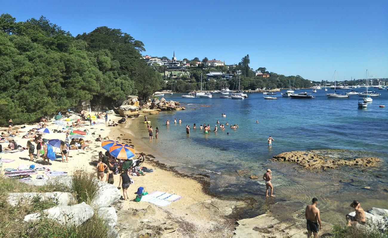 Milk Beach'in fotoğrafı parlak kum yüzey ile