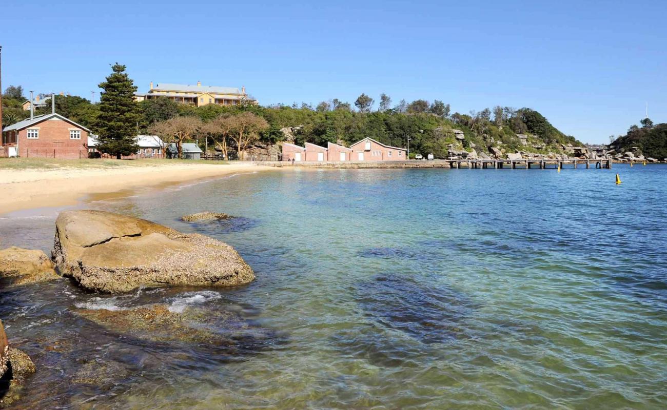 Quarantine Beach'in fotoğrafı parlak kum yüzey ile