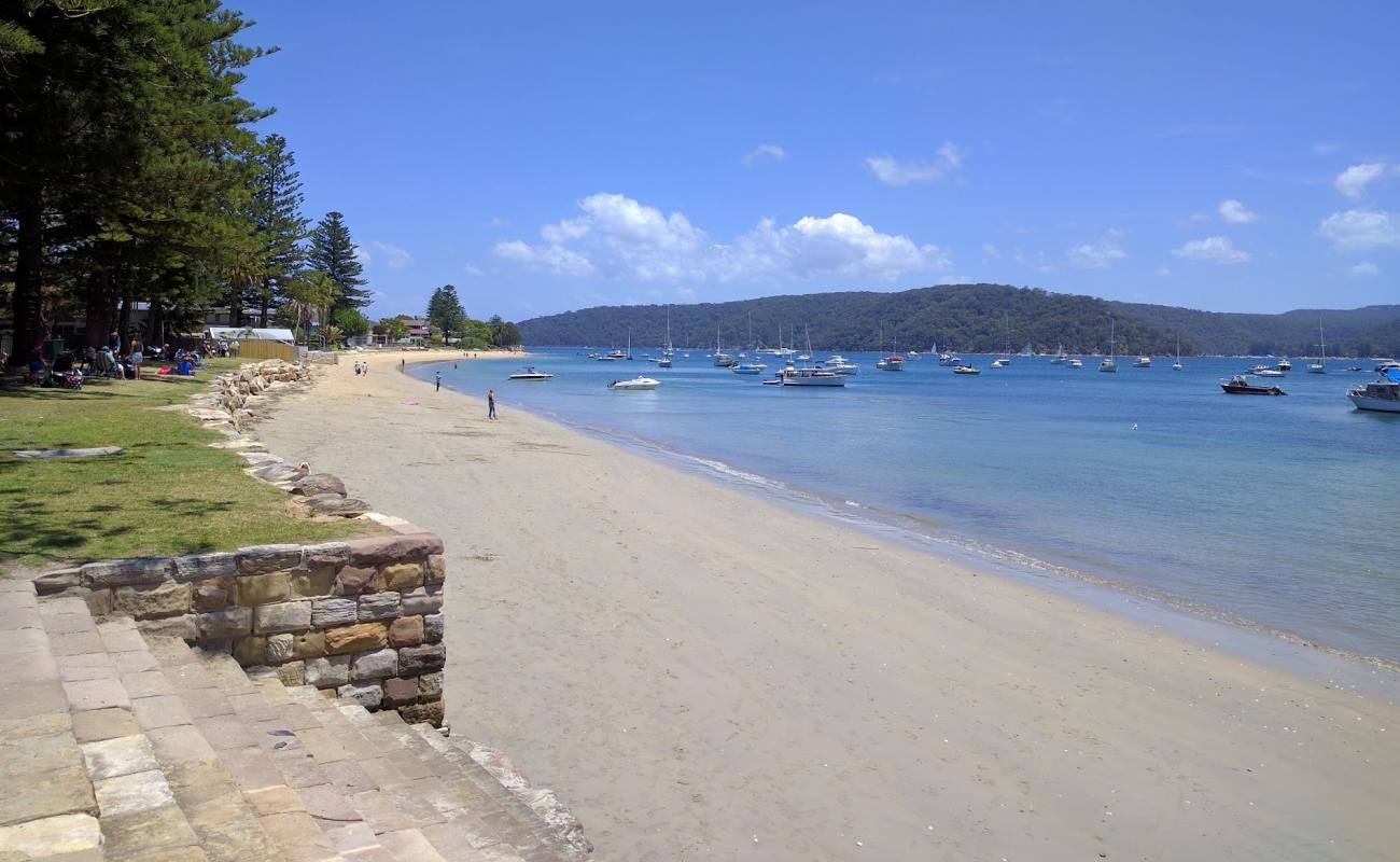 Snapperman Beach'in fotoğrafı açık bej kum yüzey ile