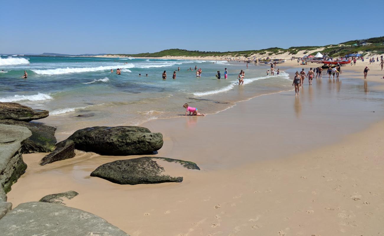 Soldiers Beach'in fotoğrafı açık bej kum yüzey ile