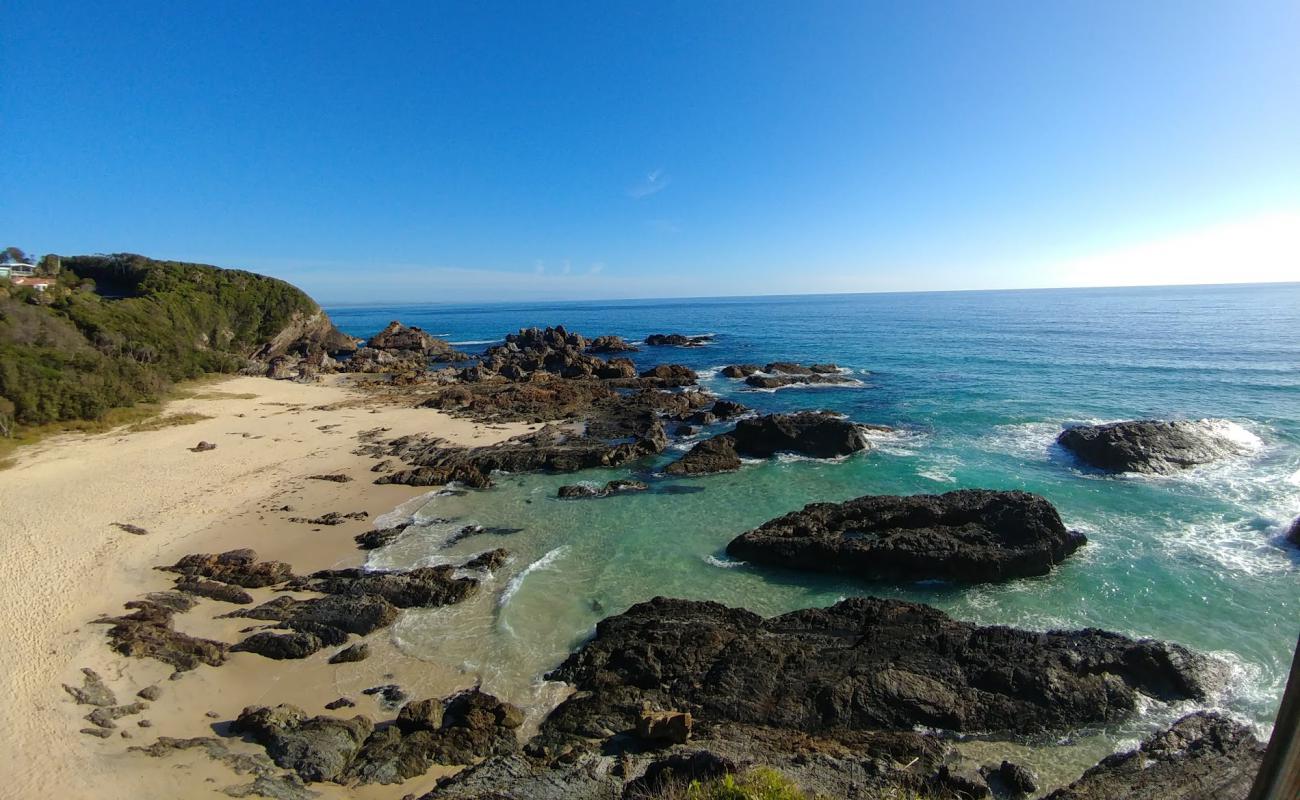 Burgess Beach'in fotoğrafı açık bej kum yüzey ile