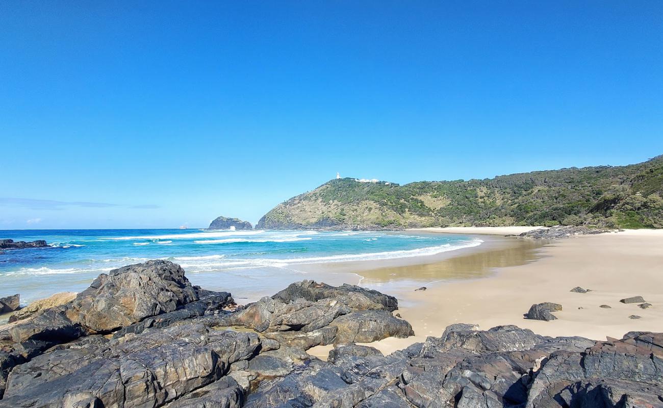 North Smoky Beach'in fotoğrafı parlak ince kum yüzey ile