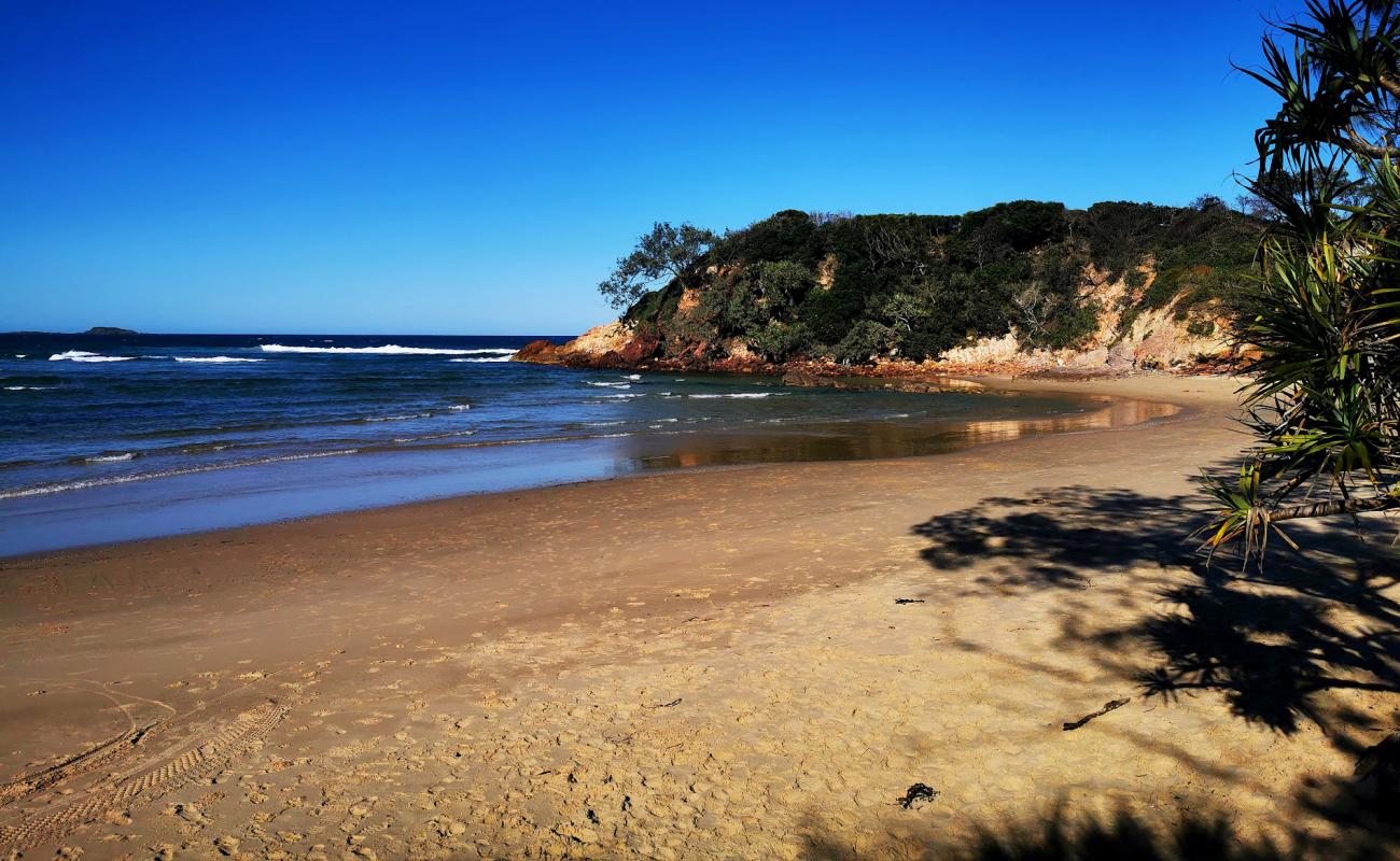Little Beach'in fotoğrafı açık bej kum yüzey ile