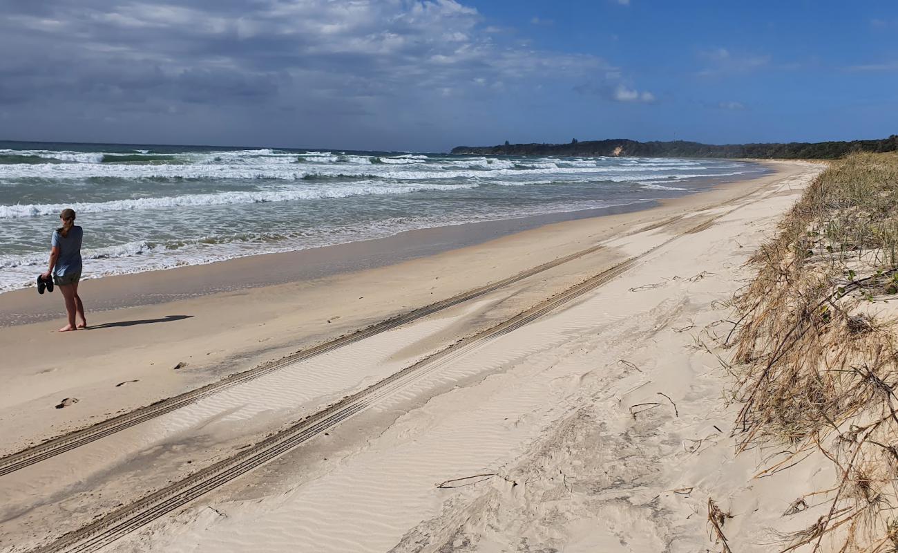 Sandon Beach'in fotoğrafı parlak kum yüzey ile