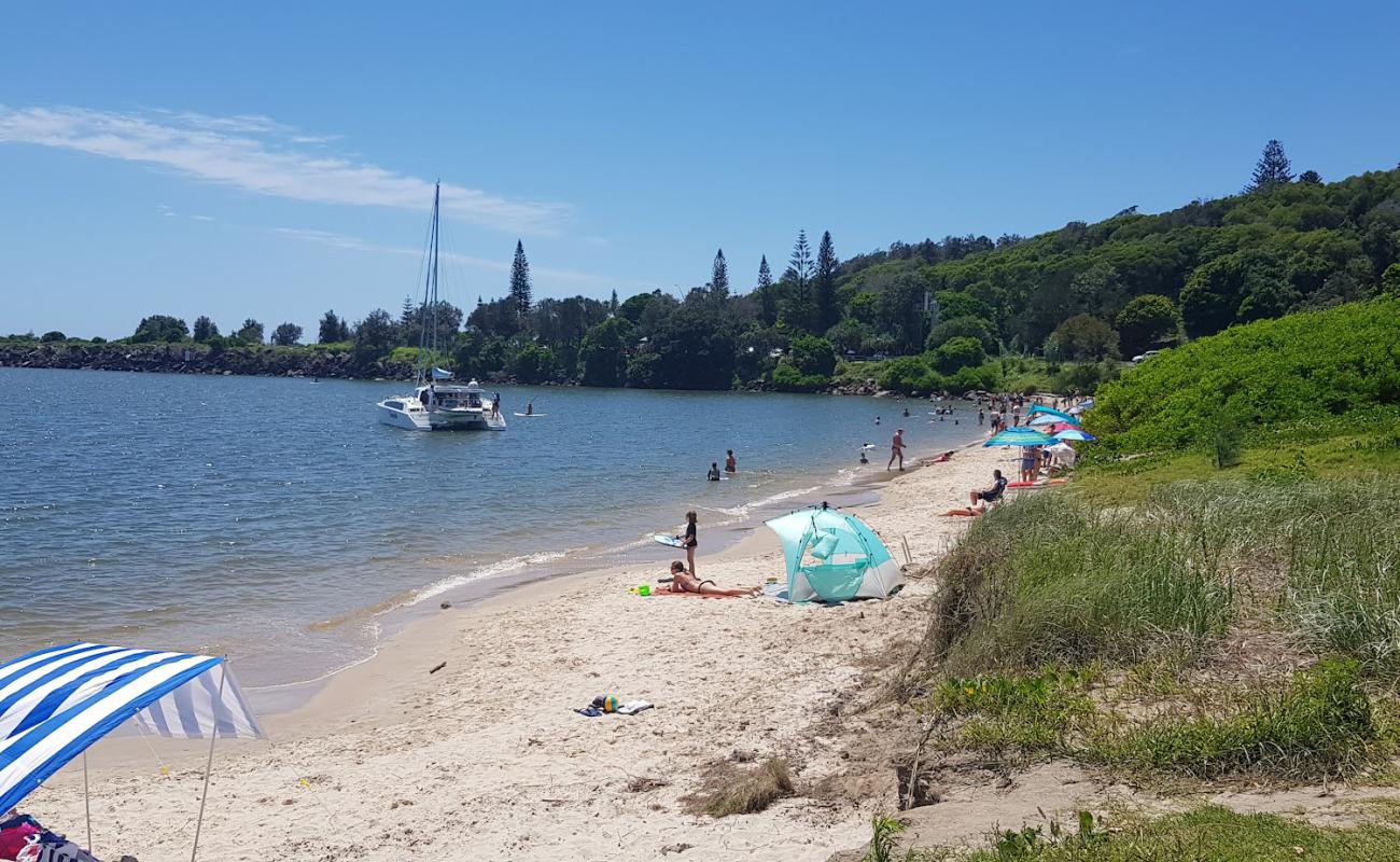 Whiting Beach'in fotoğrafı açık bej kum yüzey ile