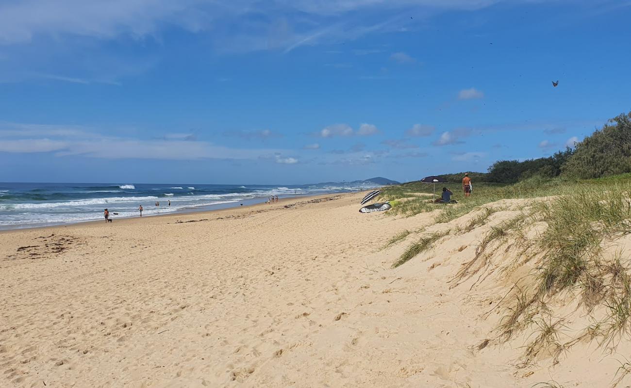 Castaways Beach'in fotoğrafı parlak ince kum yüzey ile