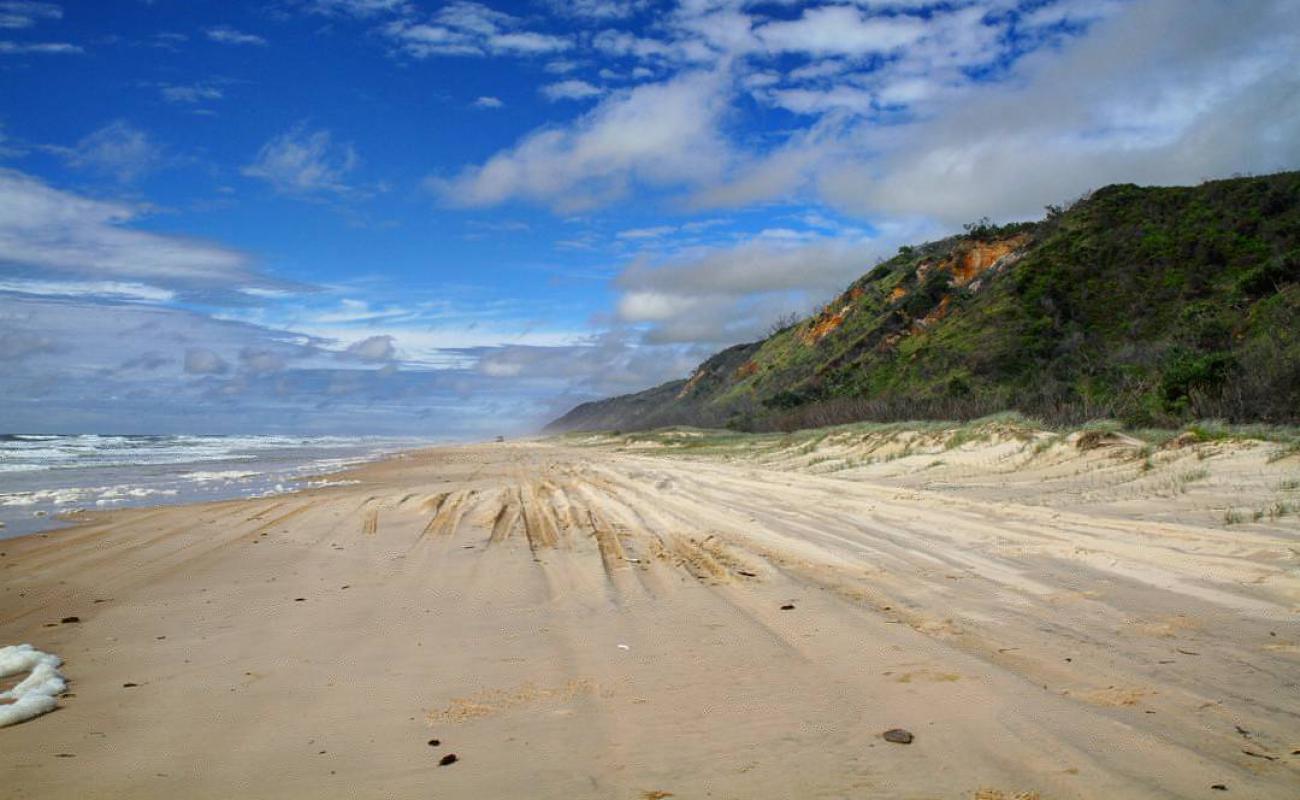 Eurong Beach'in fotoğrafı i̇nce bej kum yüzey ile