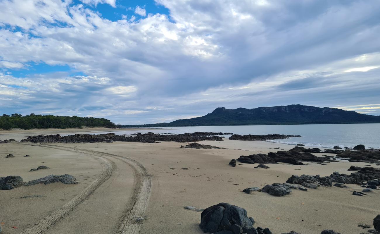 Belmunda Beach'in fotoğrafı açık bej kum yüzey ile