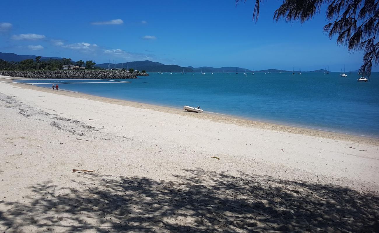 Boathaven Beach'in fotoğrafı parlak ince kum yüzey ile