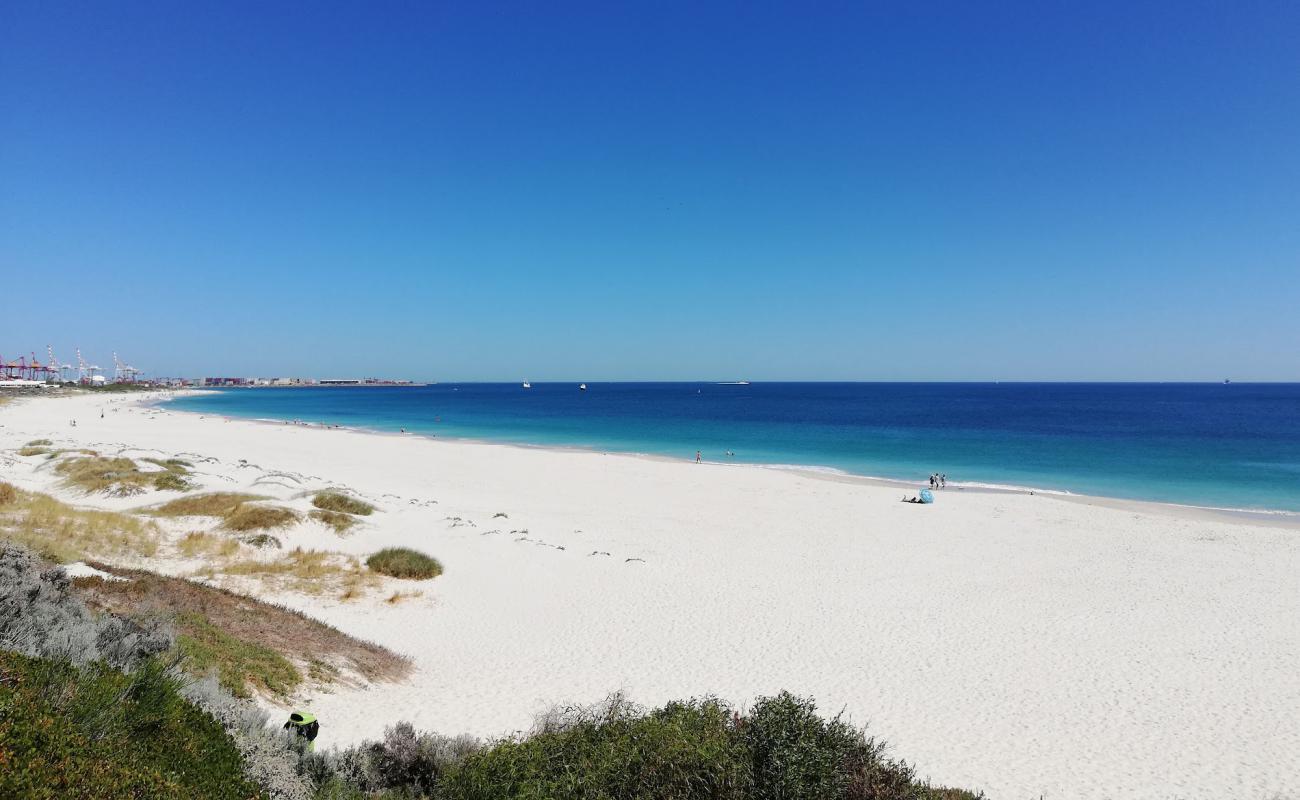 Port Beach'in fotoğrafı parlak kum yüzey ile